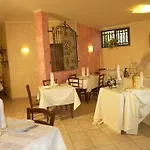 Elisa 3*