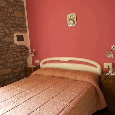 Elisa Hotel
