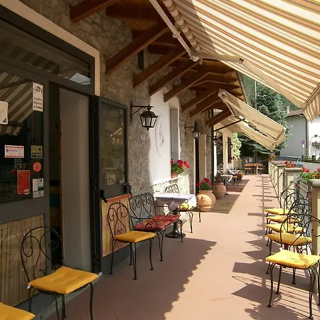 Elisa Hotel