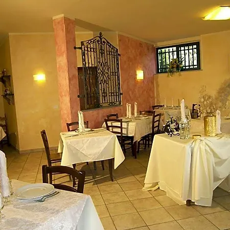 Elisa Отель Comano (Tuscany)