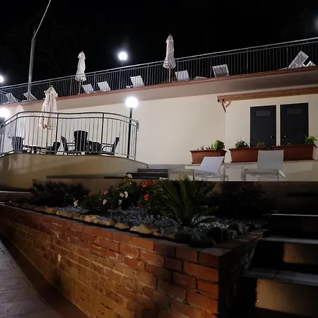 Elisa Hotel