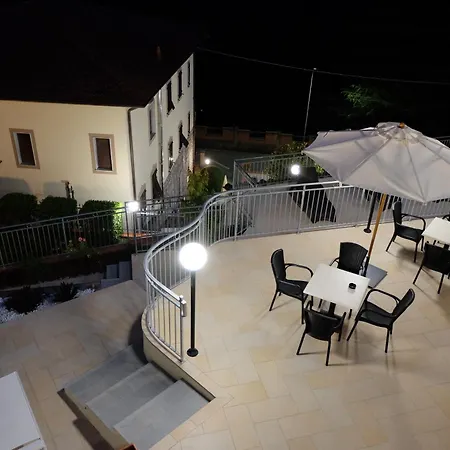 Elisa 3* Comano (Tuscany)