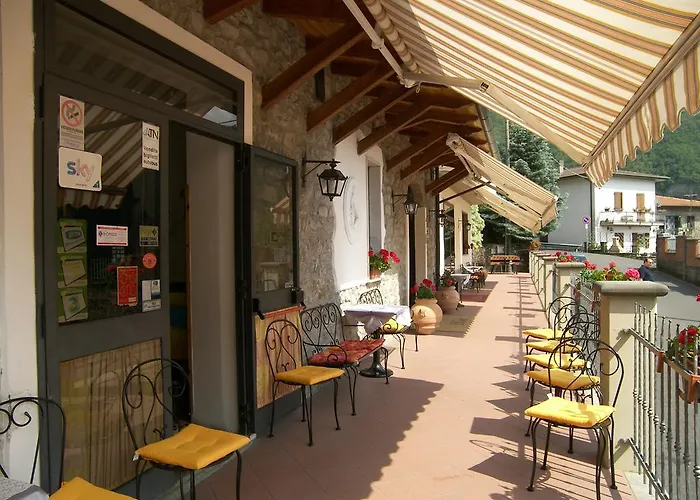Elisa Hotel