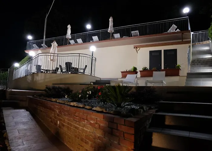 Elisa Hotel